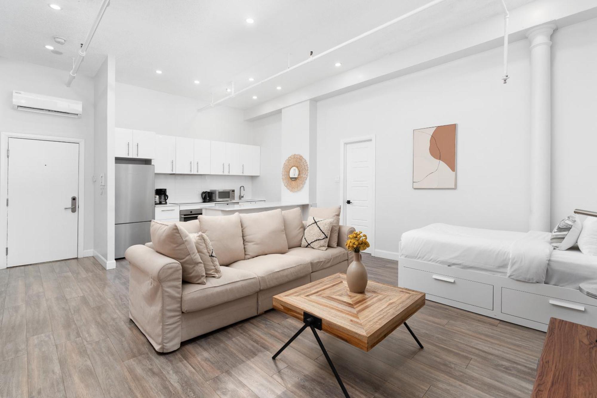 Апартаменты Boutique Lofts Notre Dame - Vieux Монреаль Номер фото