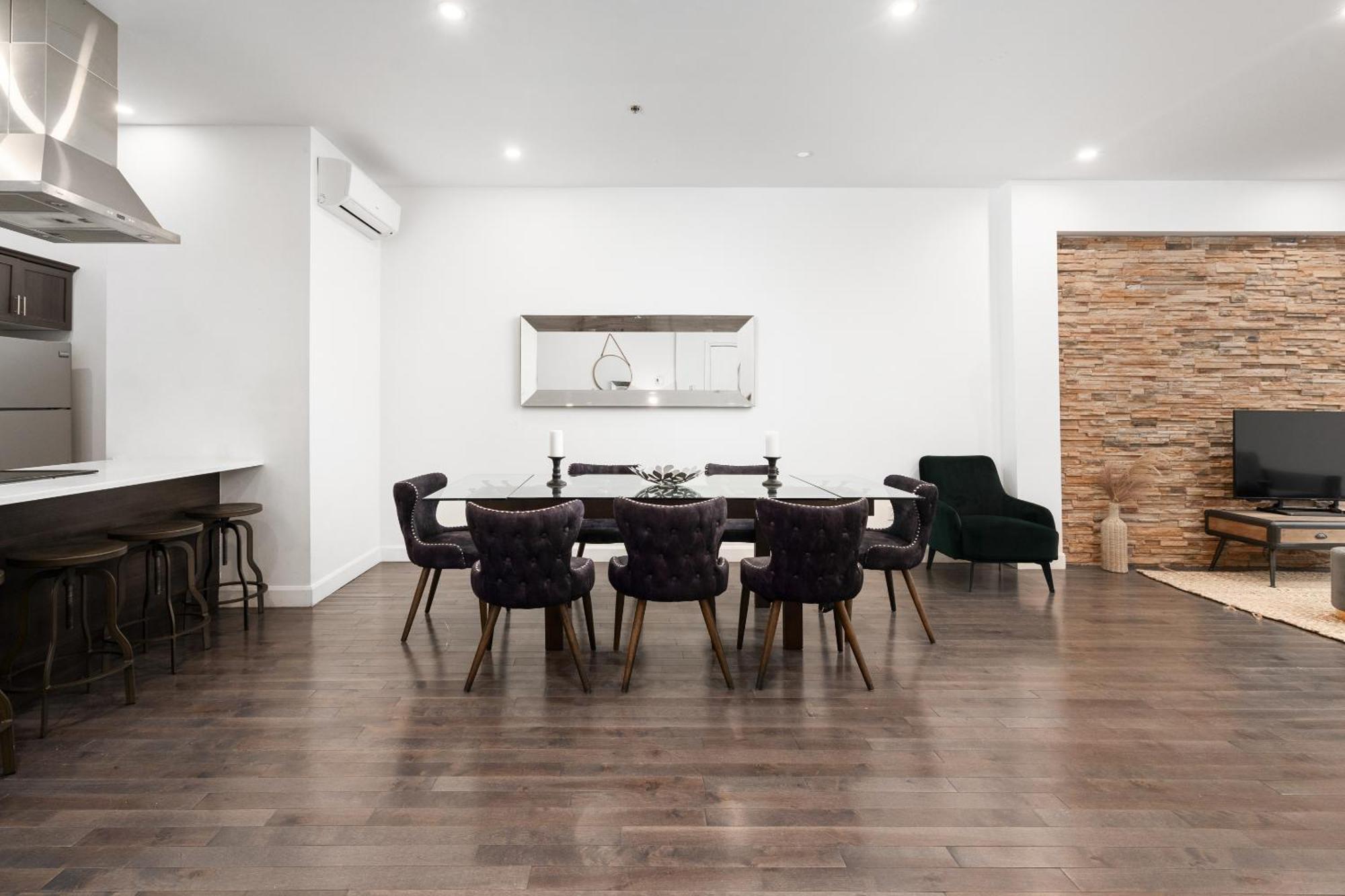 Апартаменты Boutique Lofts Notre Dame - Vieux Монреаль Экстерьер фото